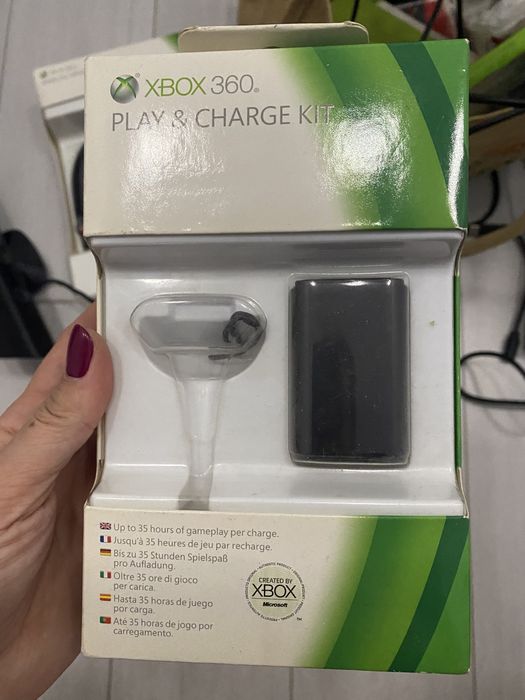 Xbox 360+250 Gb+Kinect, джойстики и игры