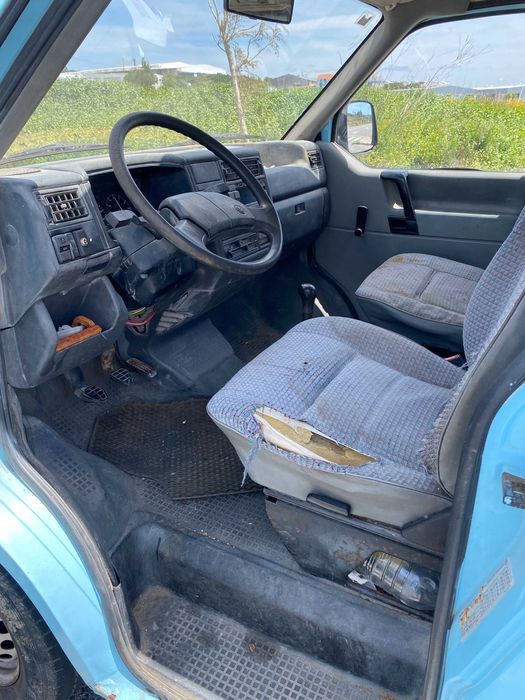 Volkswagen Transporter T4 2.4D