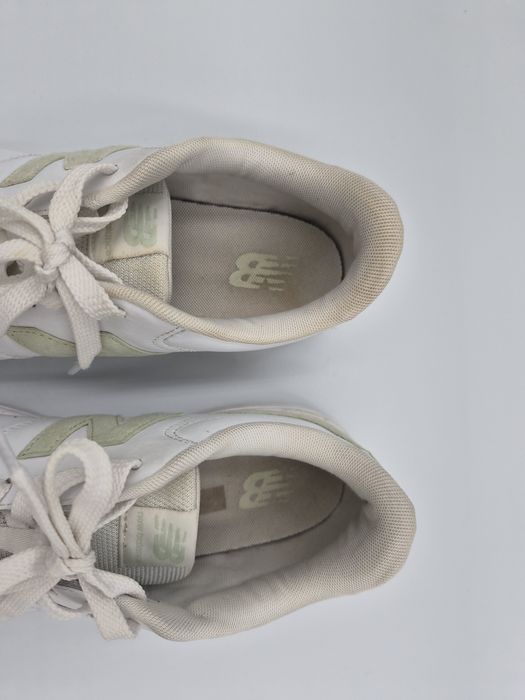 Sneakersy niskie białe New Balance 42,5