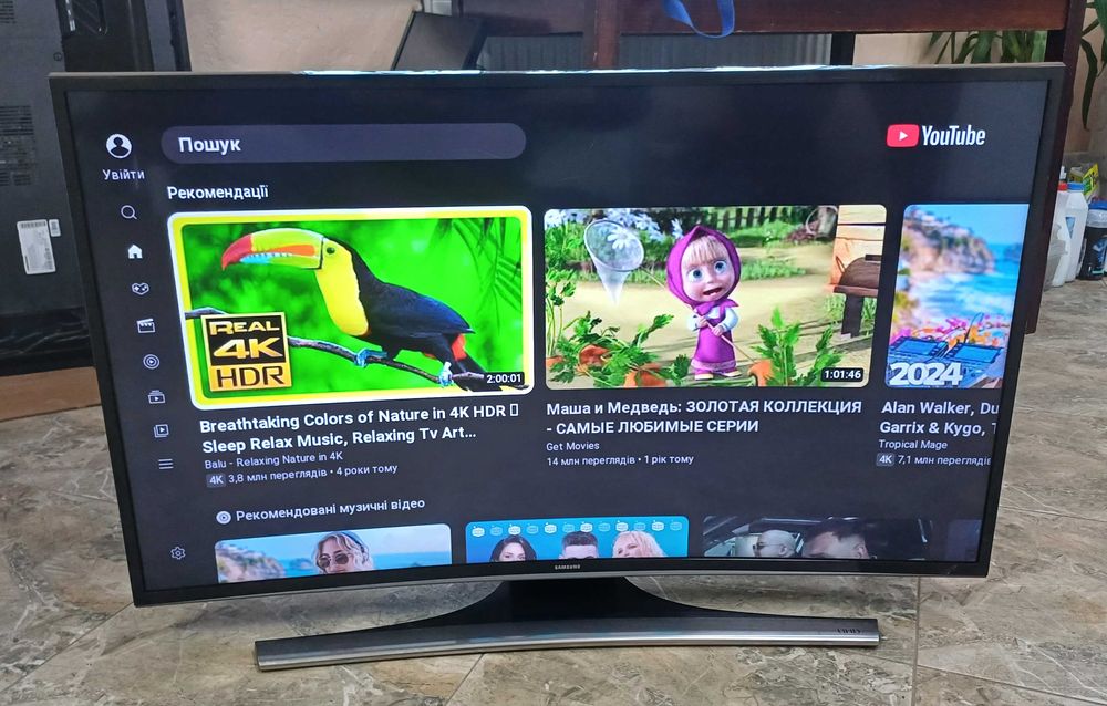 Телевізор Samsung UE40JU6550U 4K Ultra HD Smart TV Wi-Fi  вигнутий бв