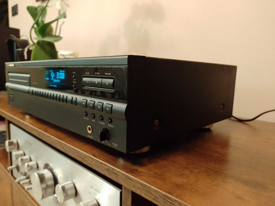 Odtwarzacz CD Marantz CD-52 | Legendarny napęd Philips CDM-4 | Pilot | Stan BDB