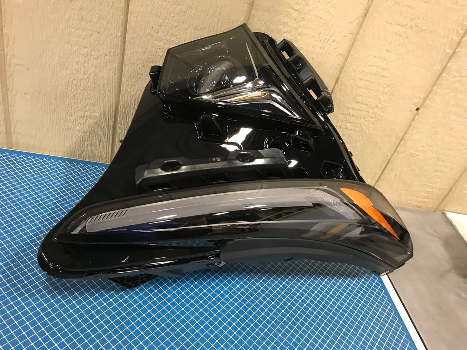 Фара Bolt EV 2022 EUV 2022 42825398 42788714: 900