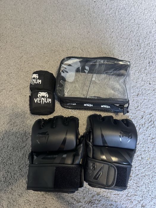 Rękawice CHALLENGER VENUM MMA + owijki