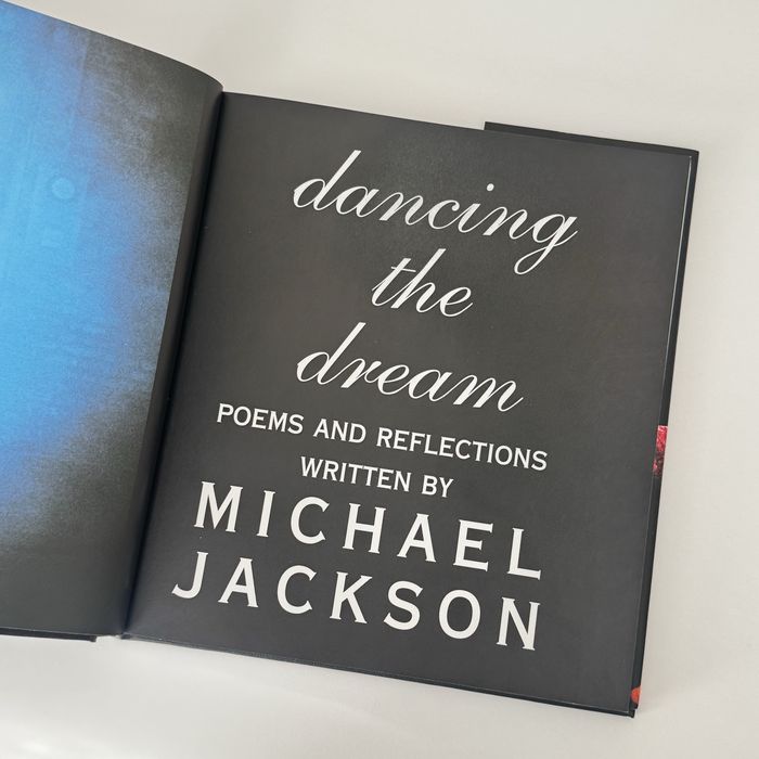 Книга Dancing the dream Michael Jackson