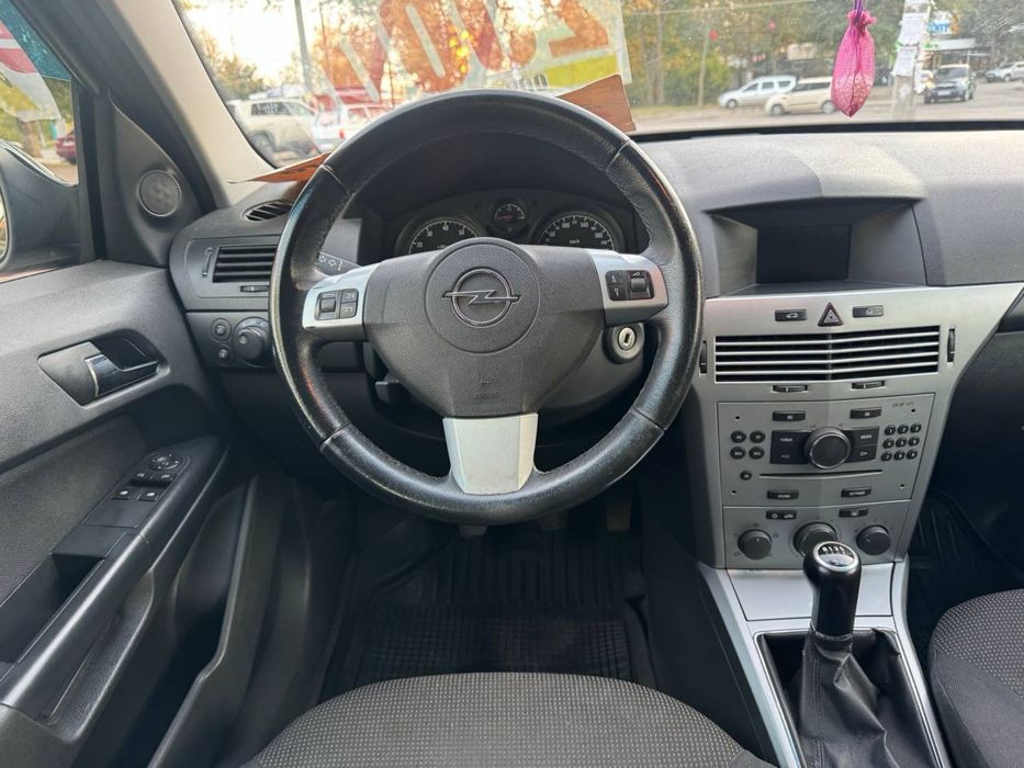 Opel Astra (без першого внеску)Твоє Авто Кривий Ріг