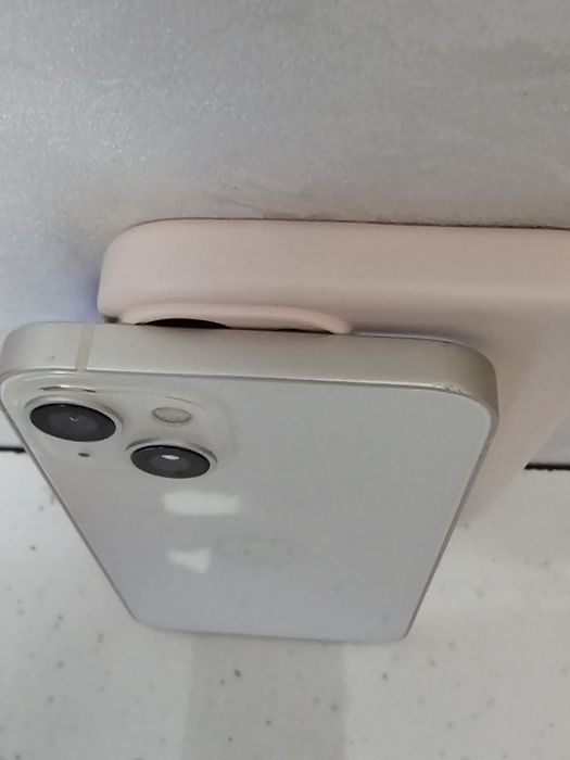 IPhone 13 128gb тріщина на склі ,екран працює добре