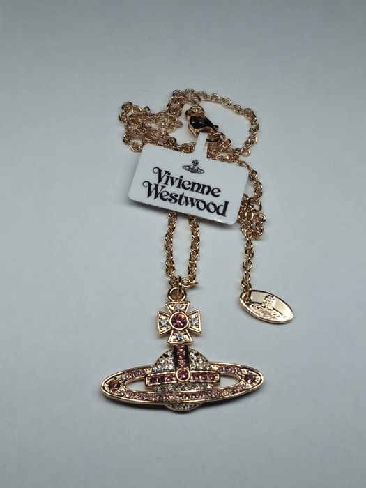 Прикраса, подарунок дівчині Підвіски та кулони від Chrome Hearts