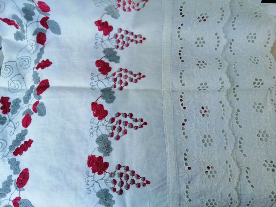 Рушник вишитий гладь