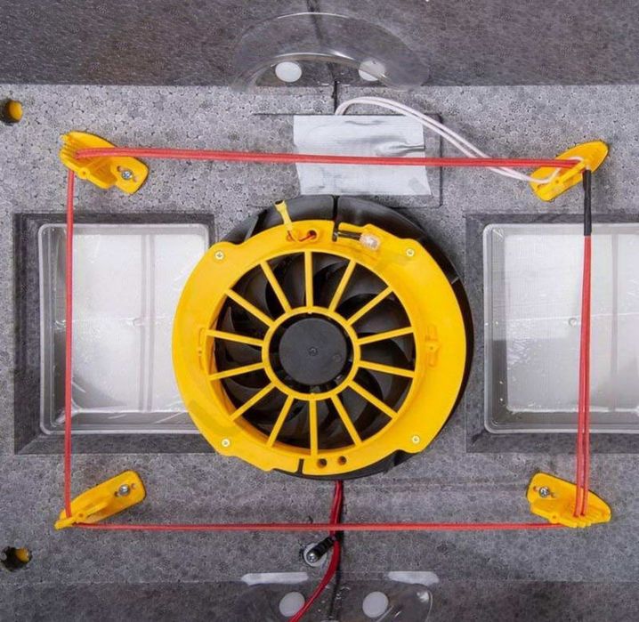 Автоматический инкубатор для яиц Теплуша б/у на 72 яйца