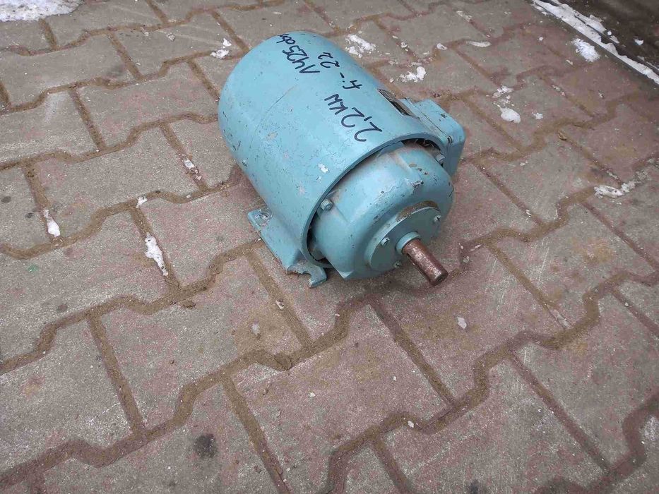 Silnik elektryczny 380 volt,2,2 kw.1425 obrotów.fi 22