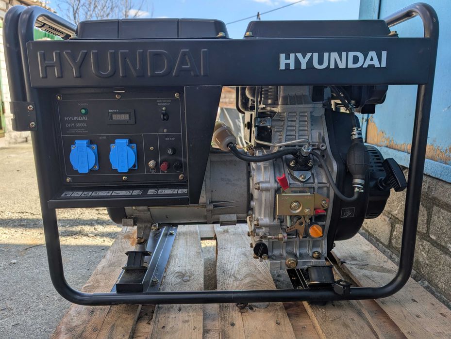 Дизельний генератор Hyundai DHY 6500L
