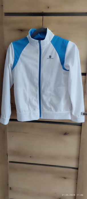 Bluzy 7 sztuk rozmiar 134-146