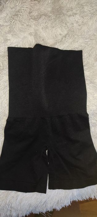 Bielizna damska modelująca czarna