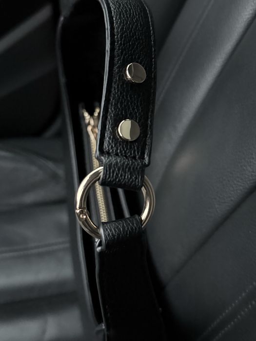 Чорна жіноча сумка JW PEI Harlee