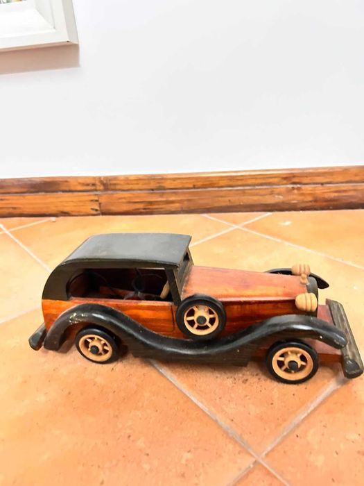 Carrinhos e motas clássicos de coleção