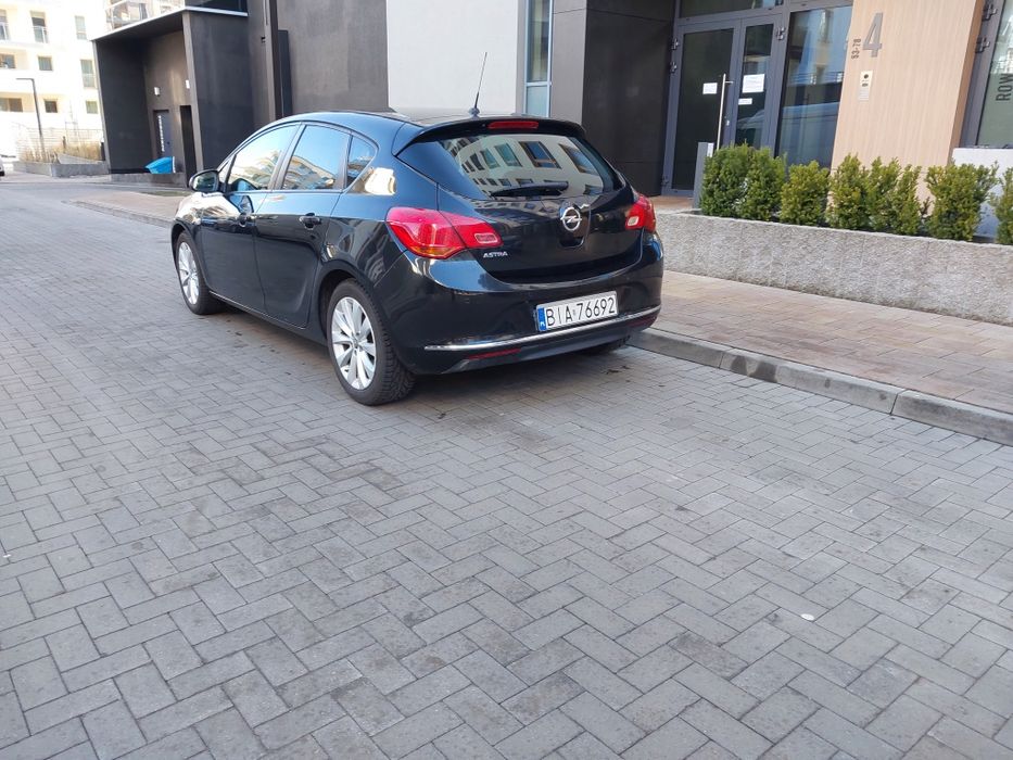 Opel Astra 2013 rok Lift 1.4 T B+gaz