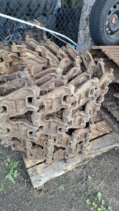 Gąsienice spycharki dt 75
