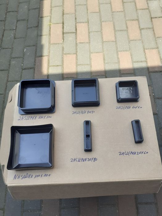 Zaślepki nasadki,dystanse fi4 i 5