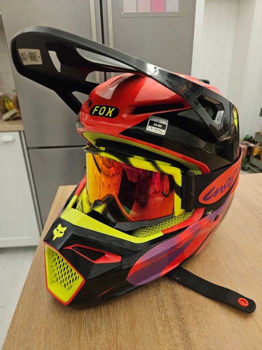 Capacete Fox Racing V1 Emotion (vermelho) L com óculos de proteção