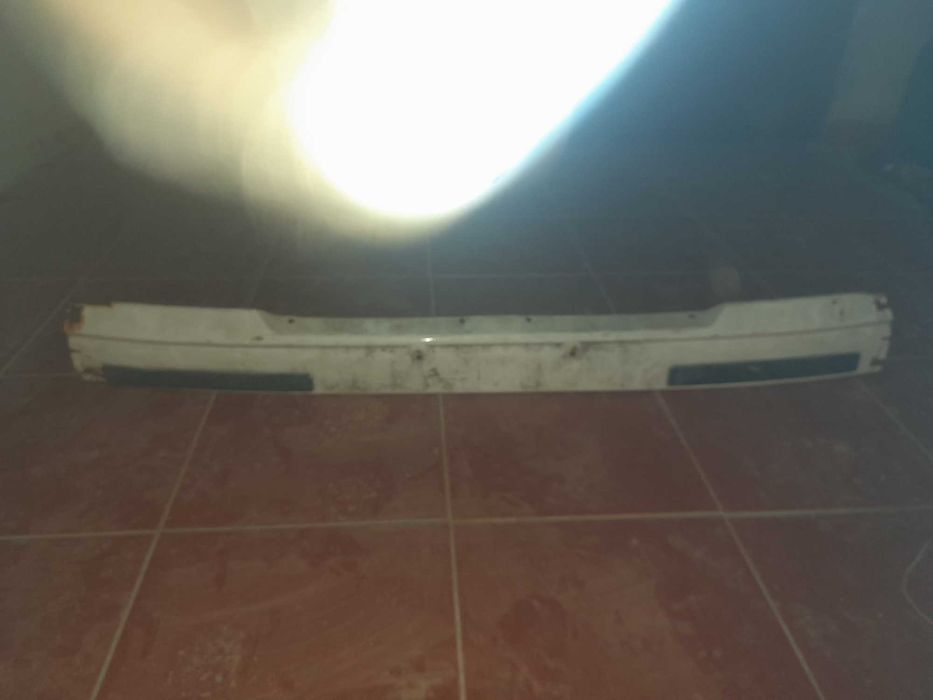 Para choques frente Ford fiesta 88