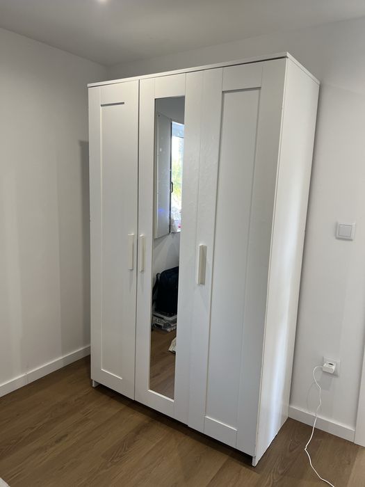 Armario Brimnes Ikea Roupeiro 3 Portas com Espelho 117x50x190cm