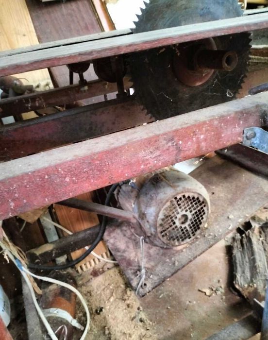 Деревообрабатывающий станок. Самовывоз!