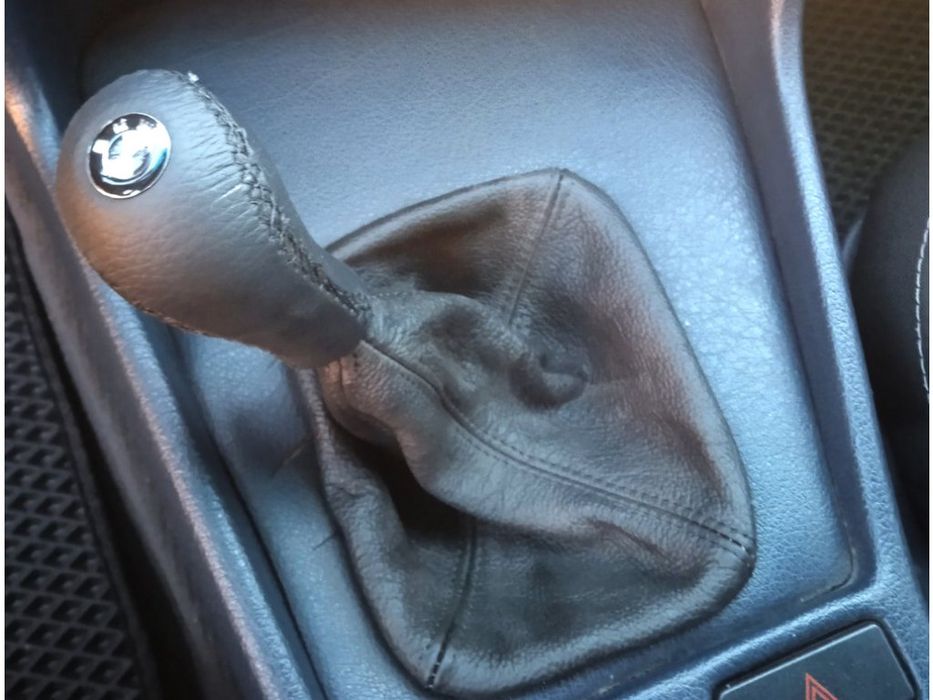BMW 5 серія E34 1988-1995 рр. Ручка КПП (шкіра)