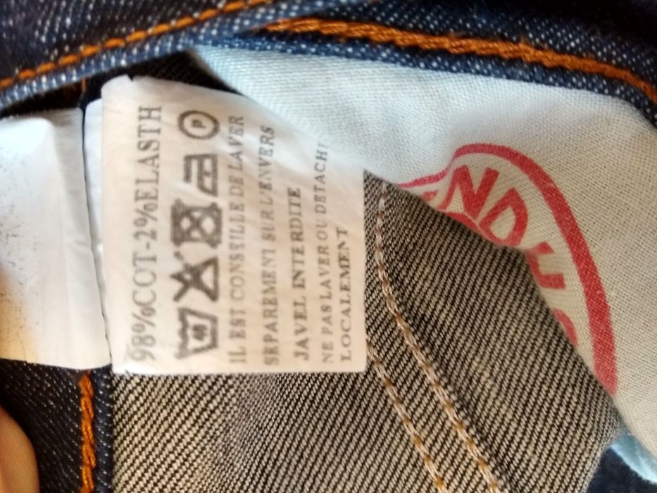 Dżinsy prosta nogawka