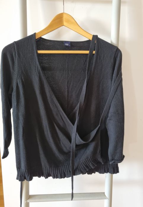 GAP  Top cache-couer preto