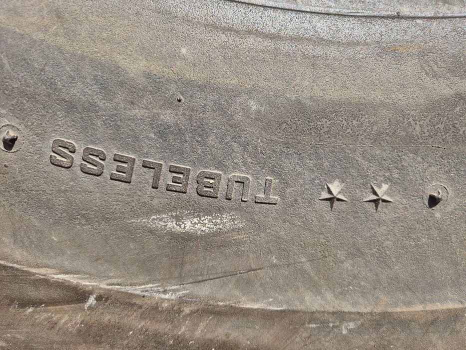 Opony 20.5r25  525/80r25