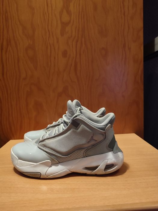 Jordan original pouco usado.