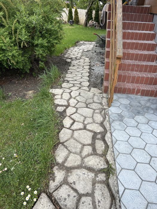 Chodnik skalny do oddania