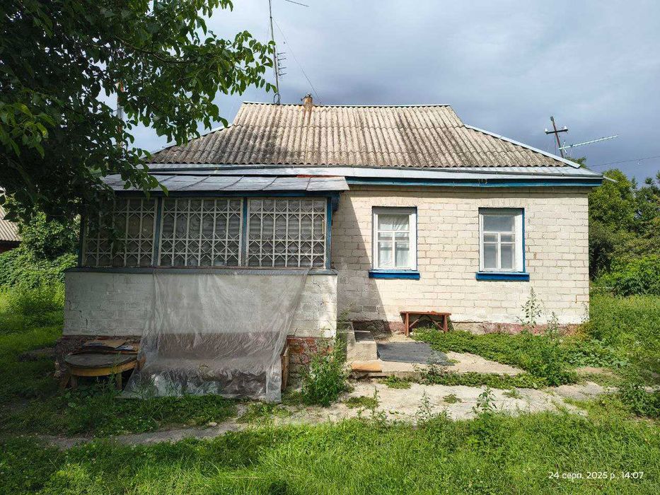 2 будинки в Хутір-Хмільні