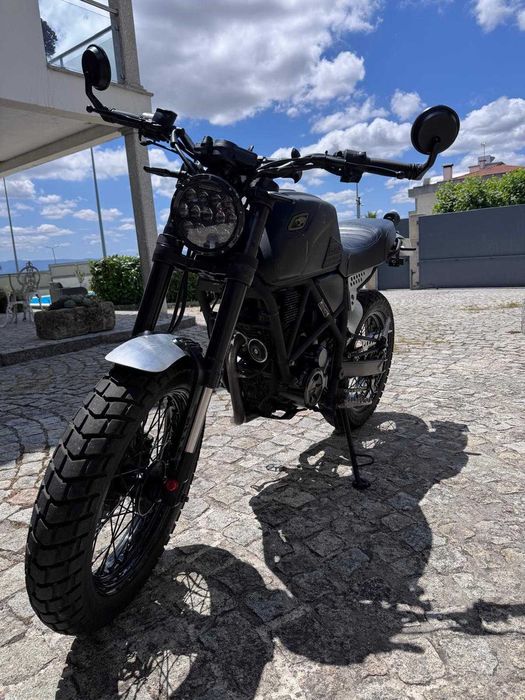 Mitt 125 DS Scrambler All Black