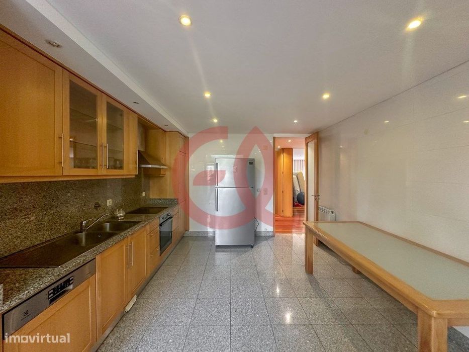 Apartamento T3 - Cova, Meadela