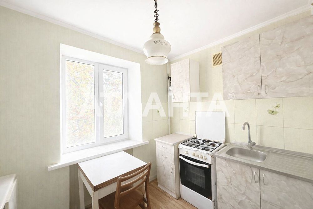 3-комн. квартира в КИРПИЧНОМ доме  на Солнечной