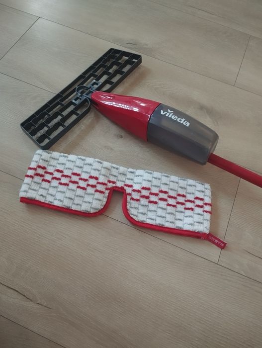 Mop z funkcją pryskania Vileda