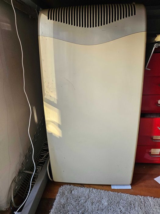 Ufesa portable AC / heat pump.