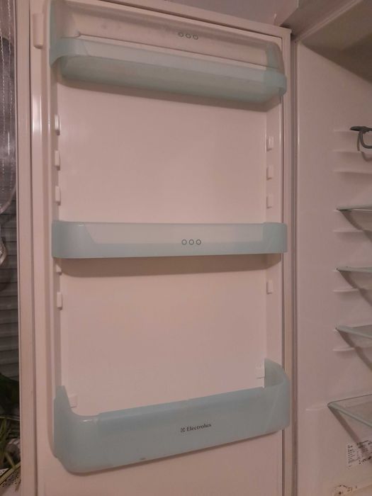 części do lodówki Elektrolux, balkonik z osłoną górny drzwiowy