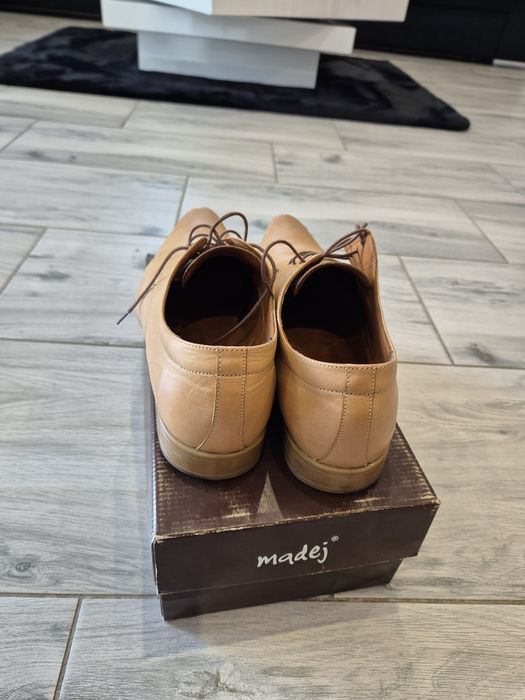 Buty garniturowe pólbuty