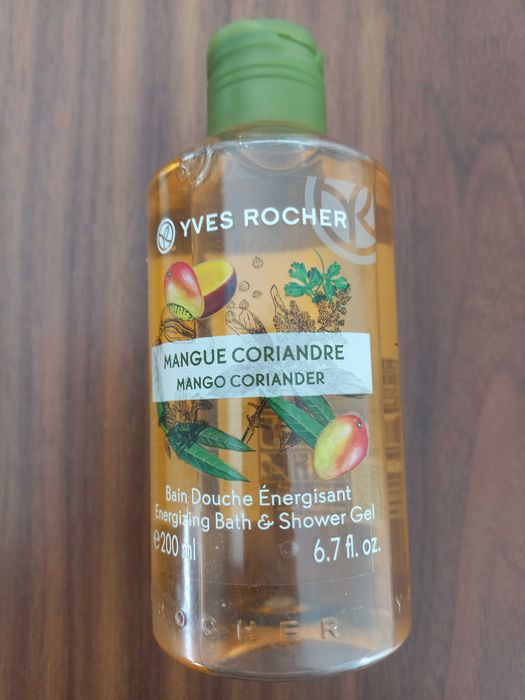 Cosméticos novos | Giorgio Armani John Frieda ISDIN Yves Rocher Uriage