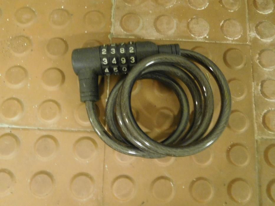 Vendo cadeado de código para bicicleta ou mota como novo