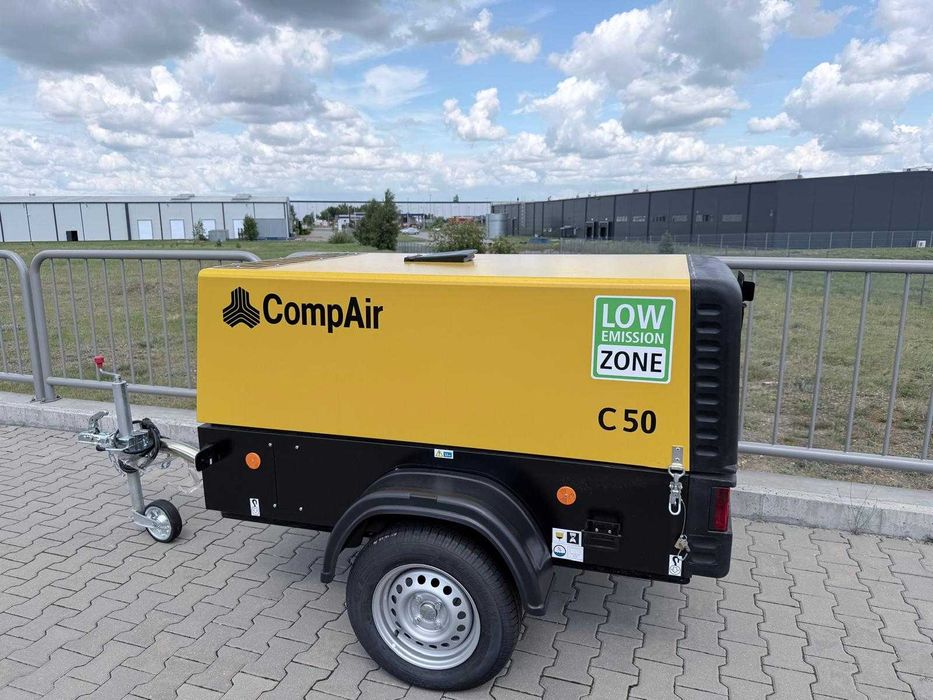 Kompresor śrubowy CompAir C50-7 wydajność 5,0 m3/min/ dostępny od ręki