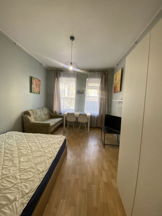 Продам 4 квартиру, пр. Л. Свободы 39, м. « Победа»