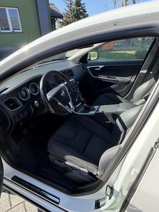 VOLVO V60 2.0 Diesel 163KM