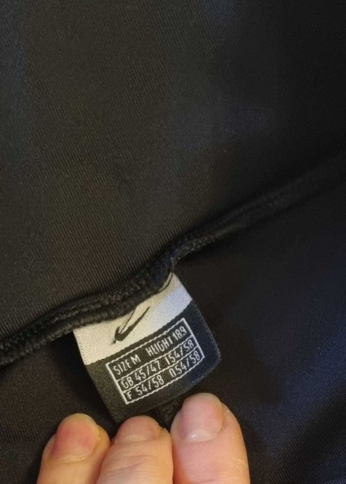 Спортивні легінси Nike