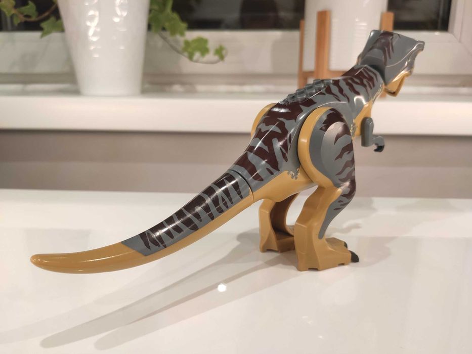 Dinozaur tyranozaur dinosaur nowy szary