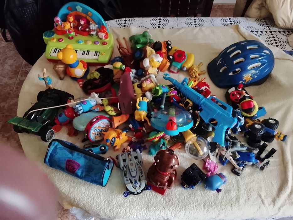 Lote de brinquedos