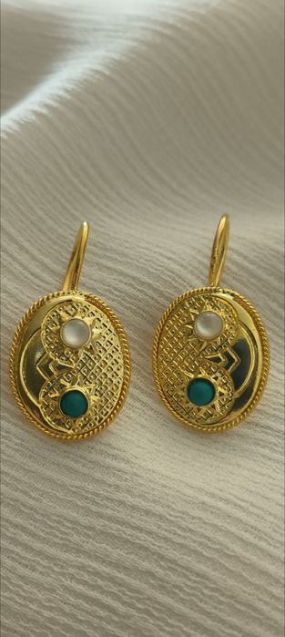 Brincos antigos em prata