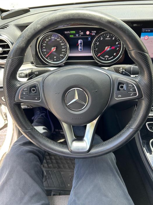 Mercedes-Benz E 350 — fotografia 7